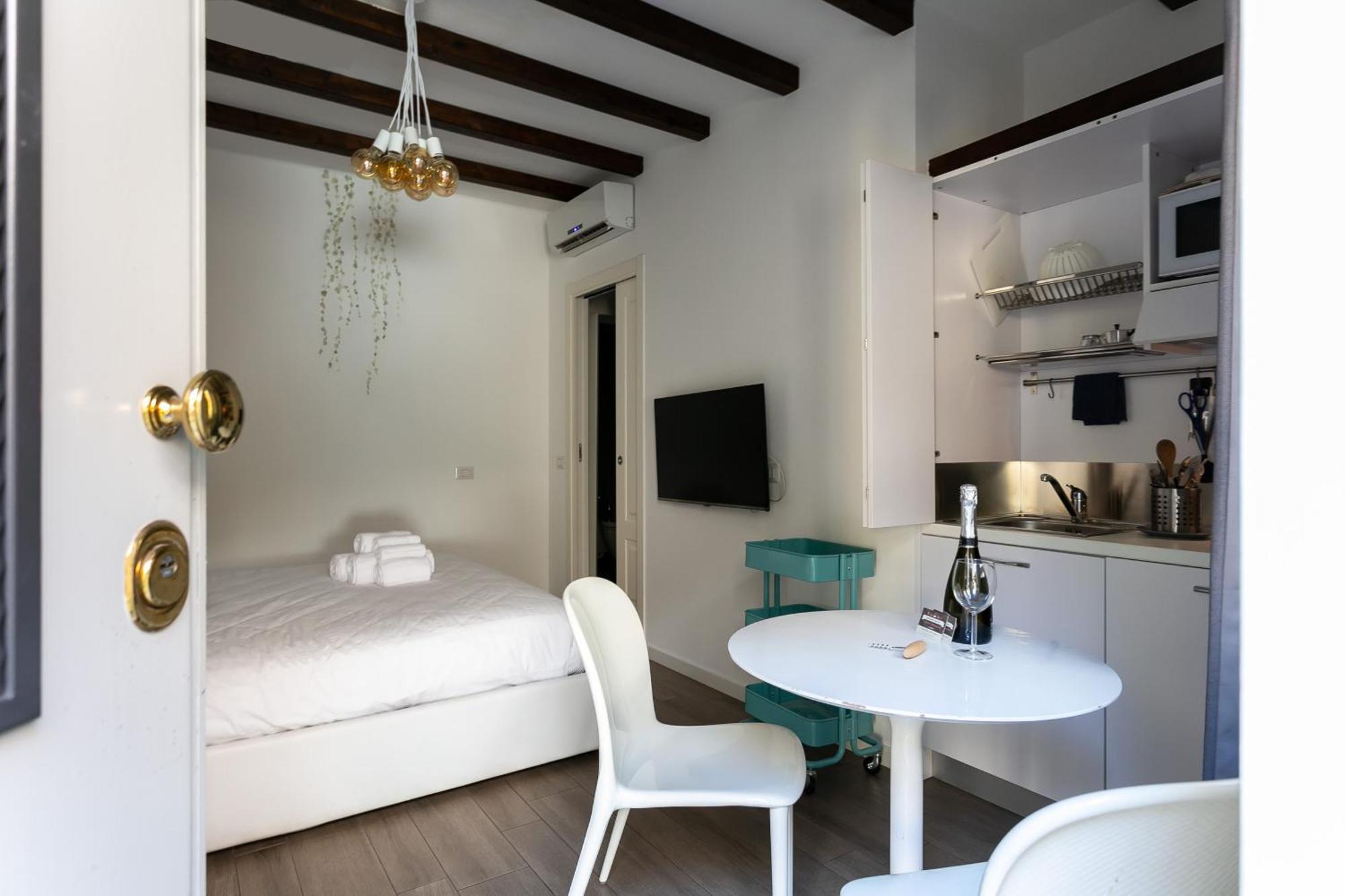Milano Apartments S Agostino - Porta Genova 外观 照片